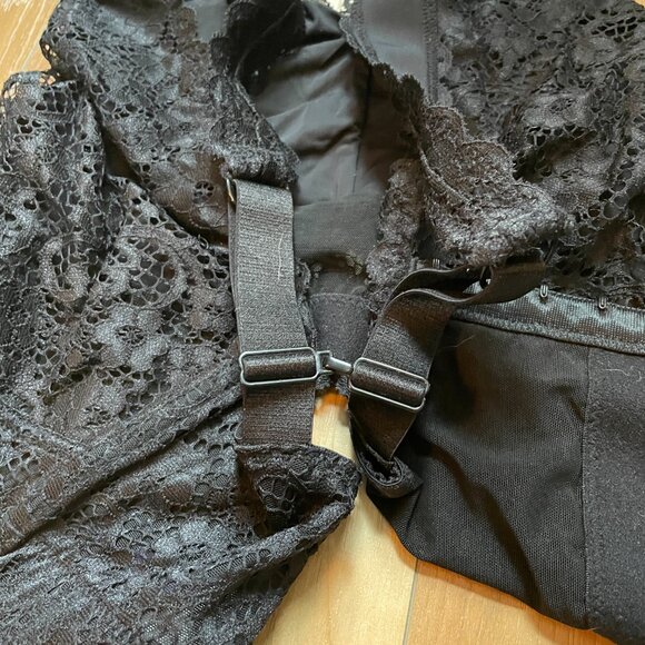 Full bust wire-free lace bralette - Picture 4 of 4